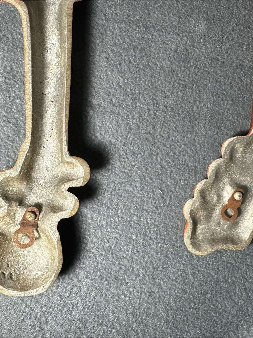 MCM- Rust Brown Decorative Wall Violin and Lute Set - cast metal